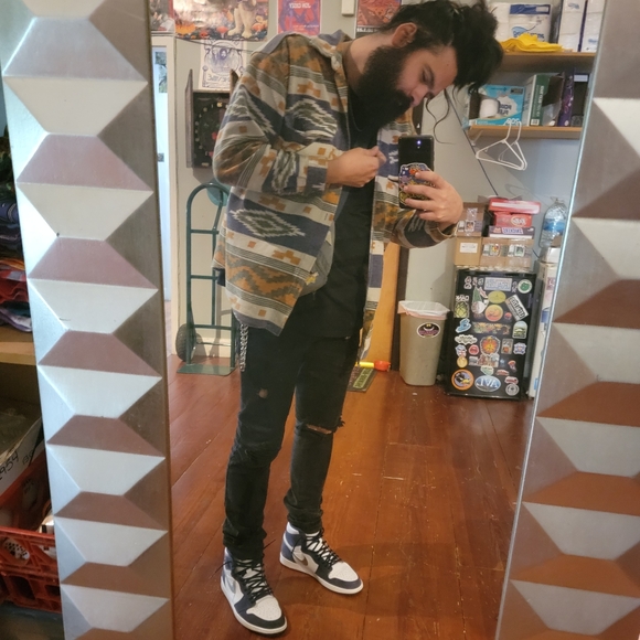 Meet your Posher, John - Picture 2 of 4